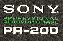 Das Sony Logo auf dem Cover einer reel-to-reel tape Box.