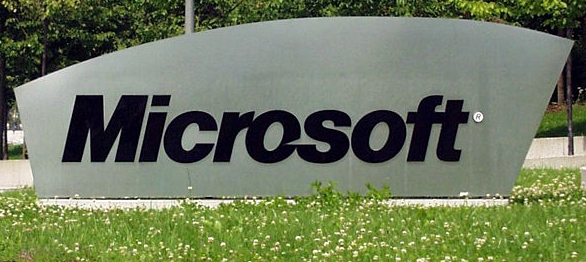 Microsoft Logo am Eingang der deutschen Niederlassung.